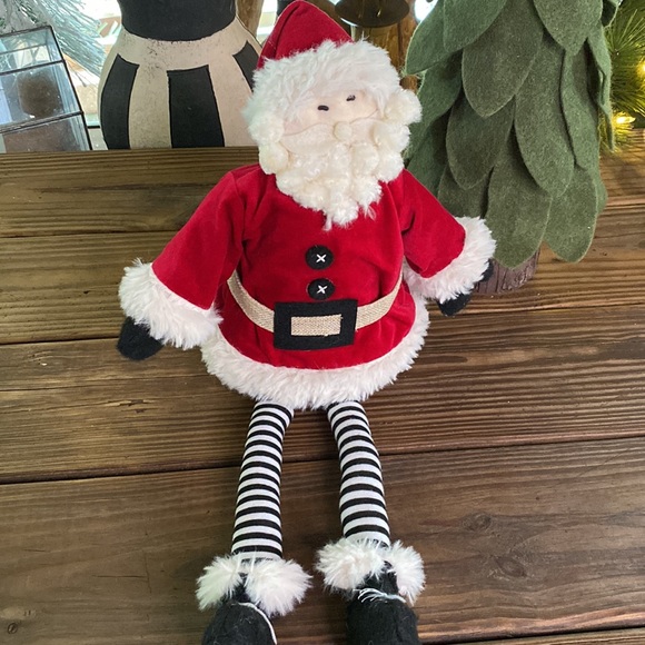 Pottery Barn Kids Felt Santa Claus Shelf Sitter with Felt Christmas Tree Set - Picture 2 of 16